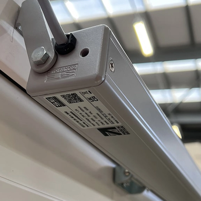 Fire escape and automatic smoke venting windows.